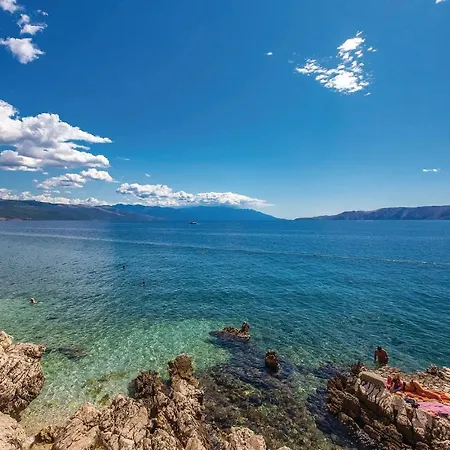 Three-bedroom Holiday In * Novi Vinodolski